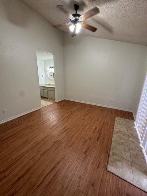2016 Westbain Drive Property Photo 14