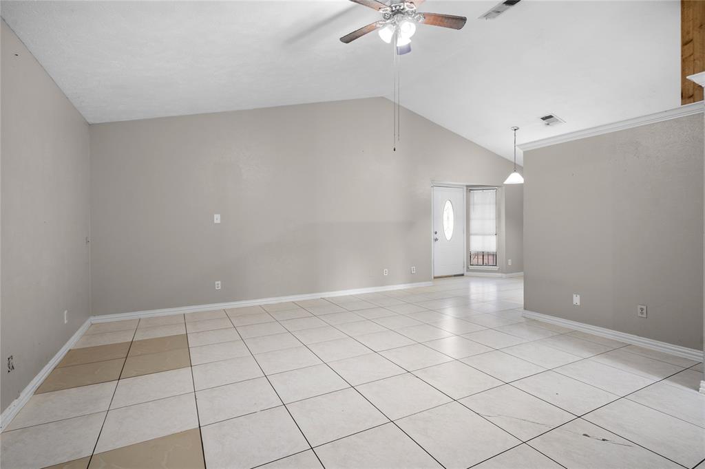 9319 Rutherglen Drive Property Photo 7