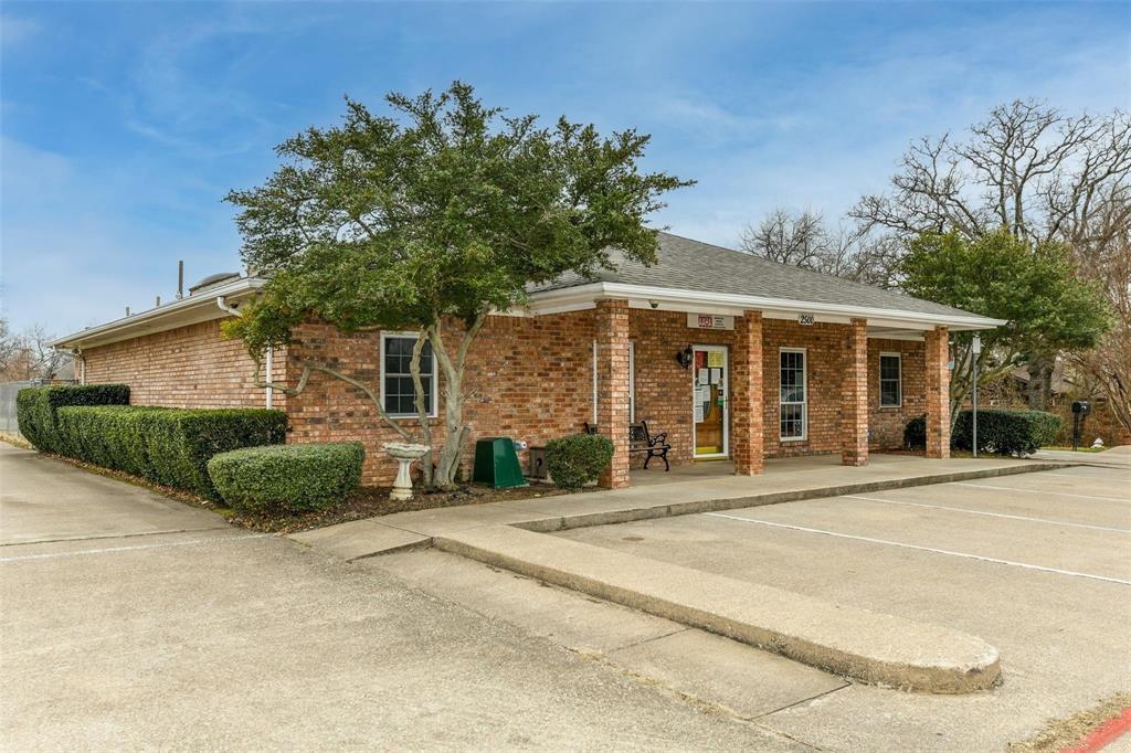 2500 Harwood Road Property Photo 1