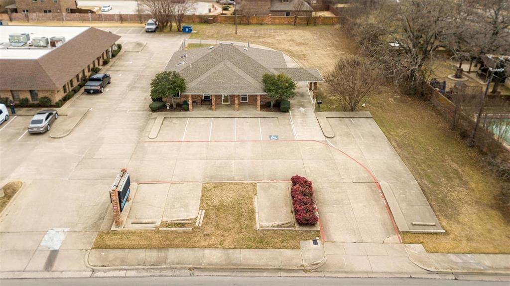 2500 Harwood Road Property Photo 2