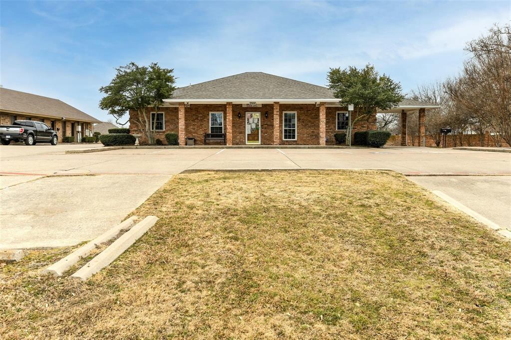 2500 Harwood Road Property Photo 5