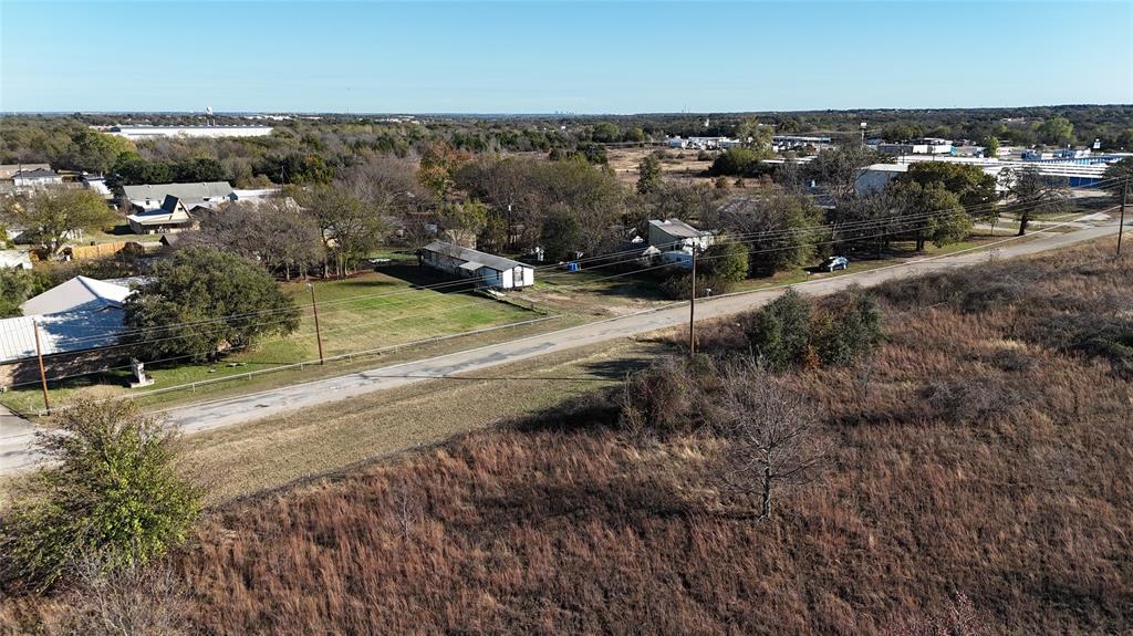 214 Pearson Lane Property Photo 3