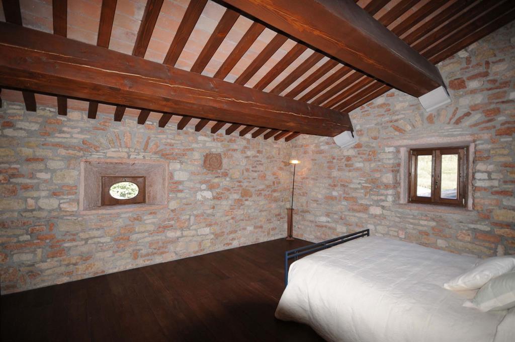 Località 2 Via Pavarana Property Photo 17