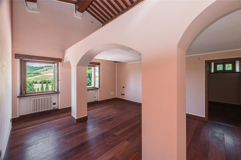 Località 2 Via Pavarana Property Photo 26