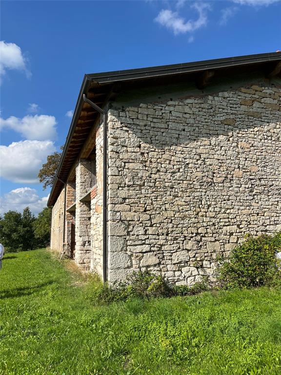 Località 2 Via Pavarana Property Photo 39