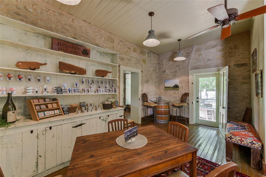 802 S Austin Street Property Photo 15