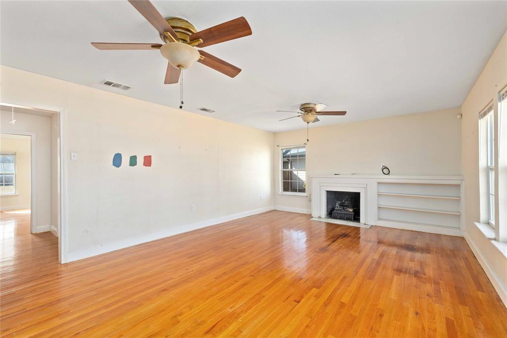 1803 4th St Property Photo 7