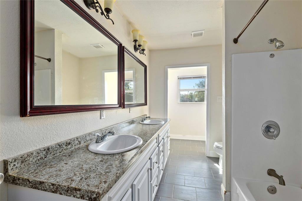 1803 4th St Property Photo 17