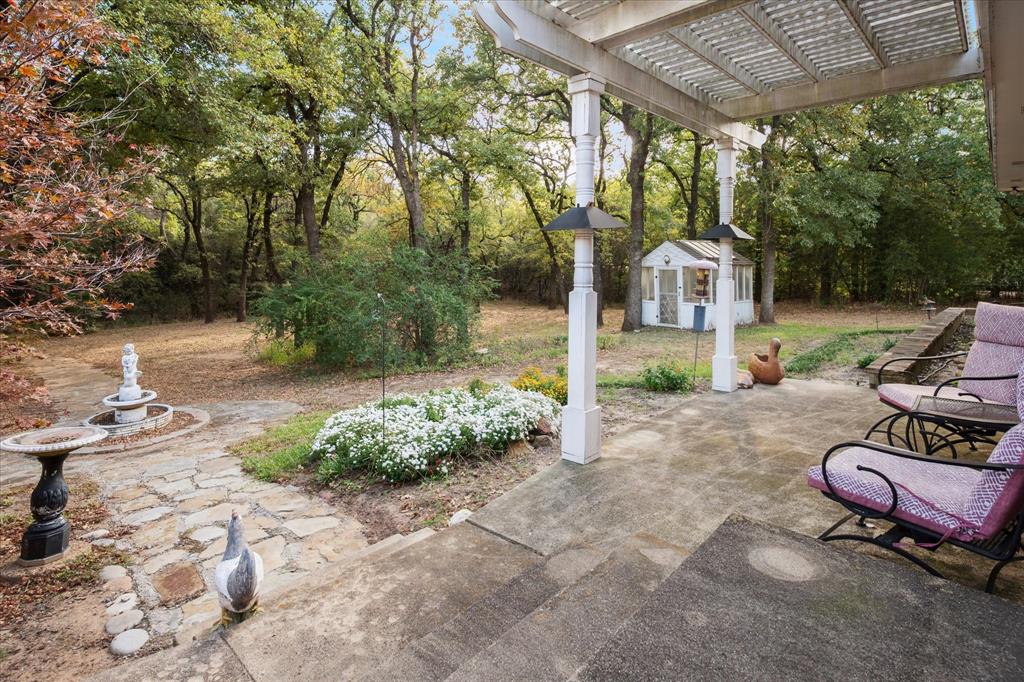 813 Shady Lane Property Photo 6