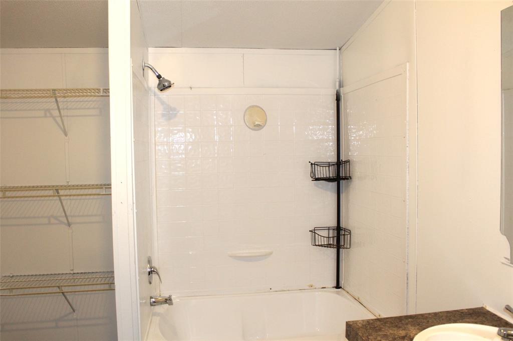 10594 County Road 2138 Property Photo 22