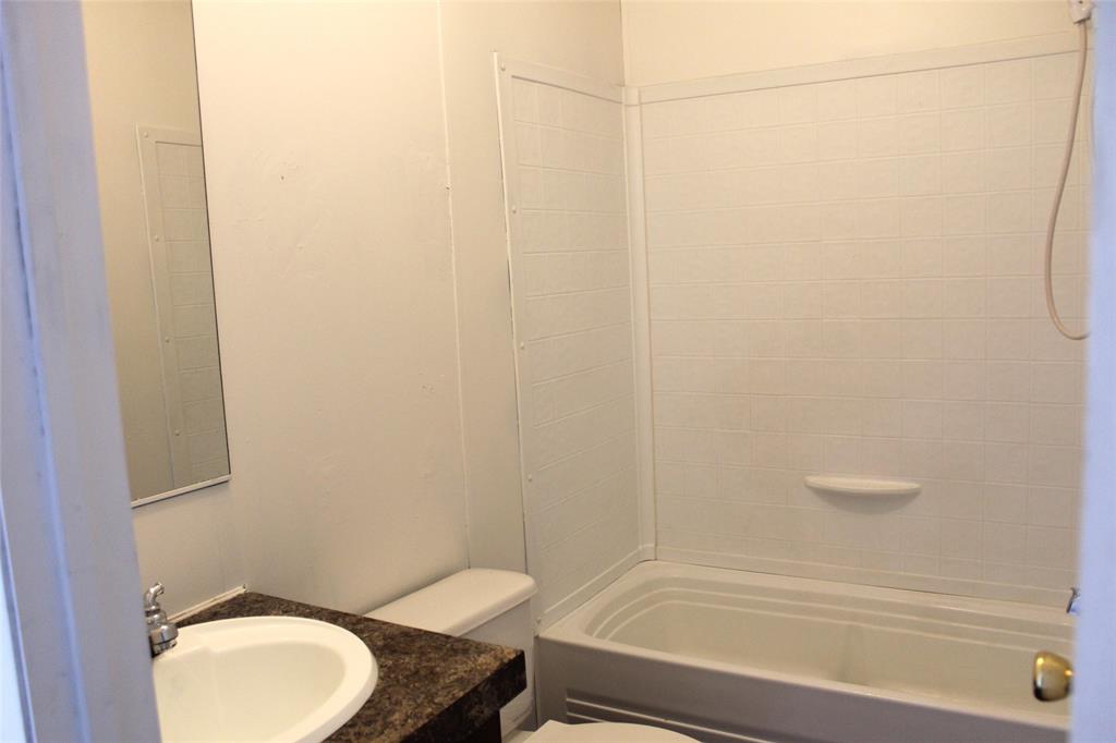 10594 County Road 2138 Property Photo 27