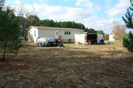 285 County Road 2262 Property Photo 8