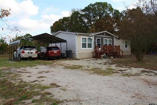 285 County Road 2262 Property Photo 11