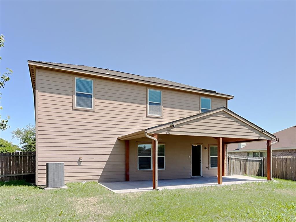 810 Oak Hollow Lane Property Photo 15