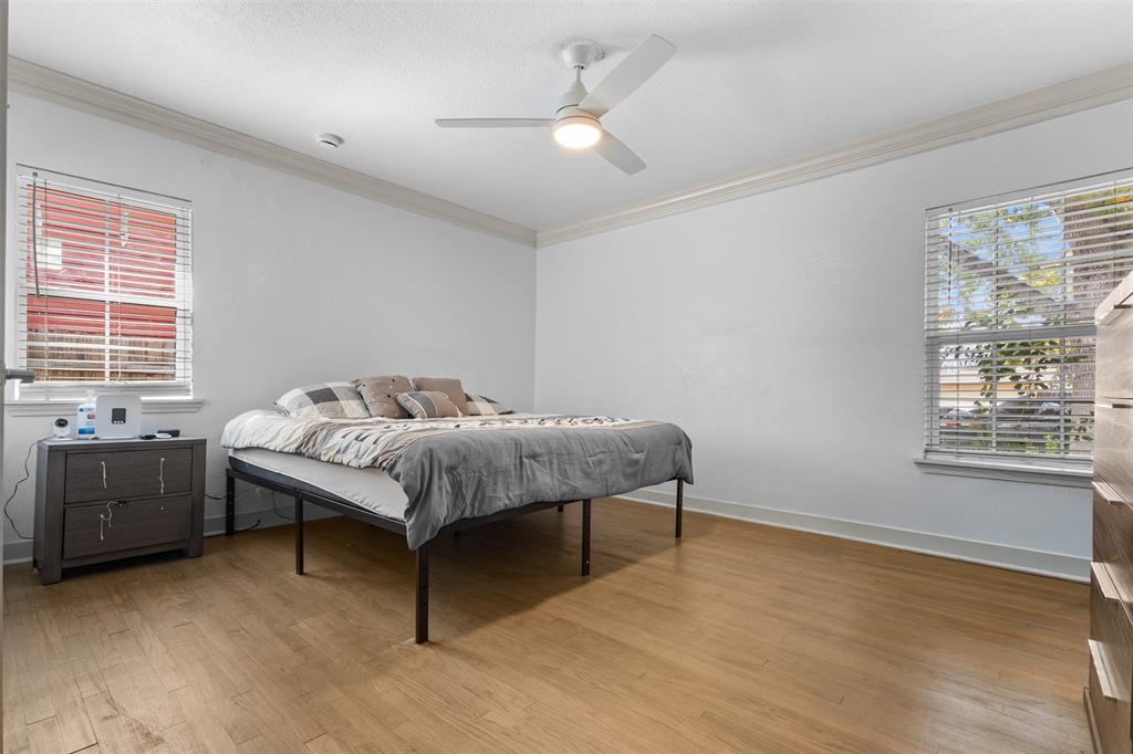 4809 Waldron Avenue Property Photo 17
