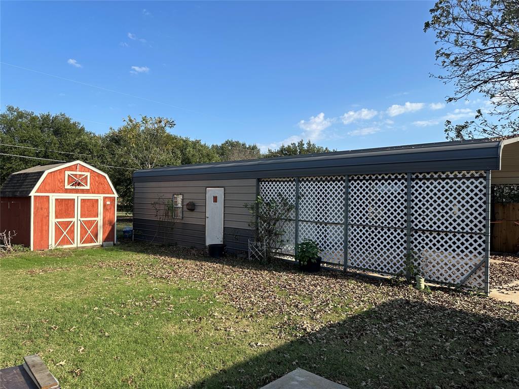 137 Oakview Circle Property Photo 8