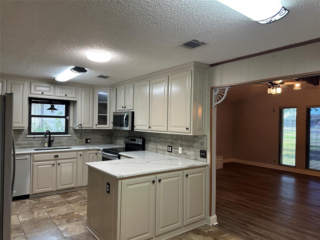 137 Oakview Circle Property Photo 15