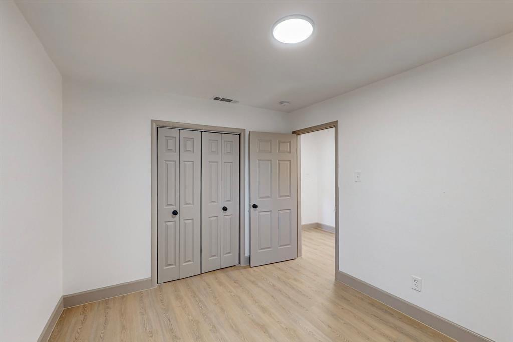 7437 Eccles Drive Property Photo 17