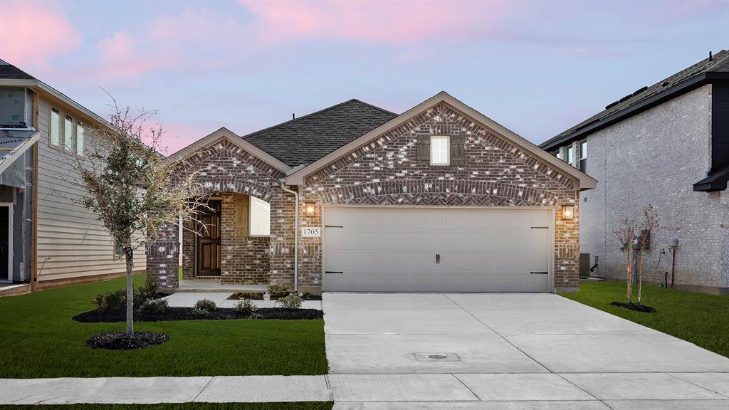 1705 Meadow Crest Drive Property Photo 1