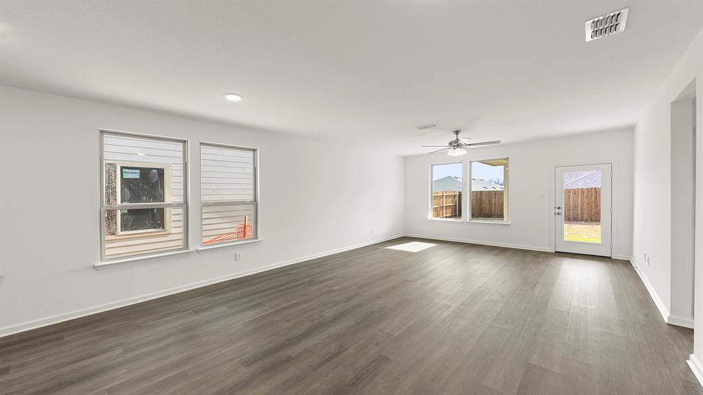 1705 Meadow Crest Drive Property Photo 14