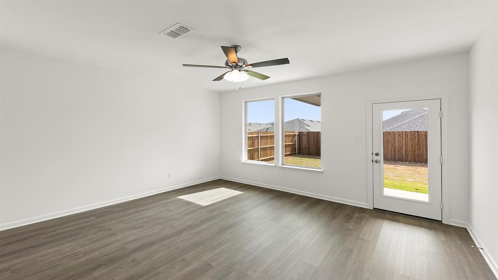 1705 Meadow Crest Drive Property Photo 19