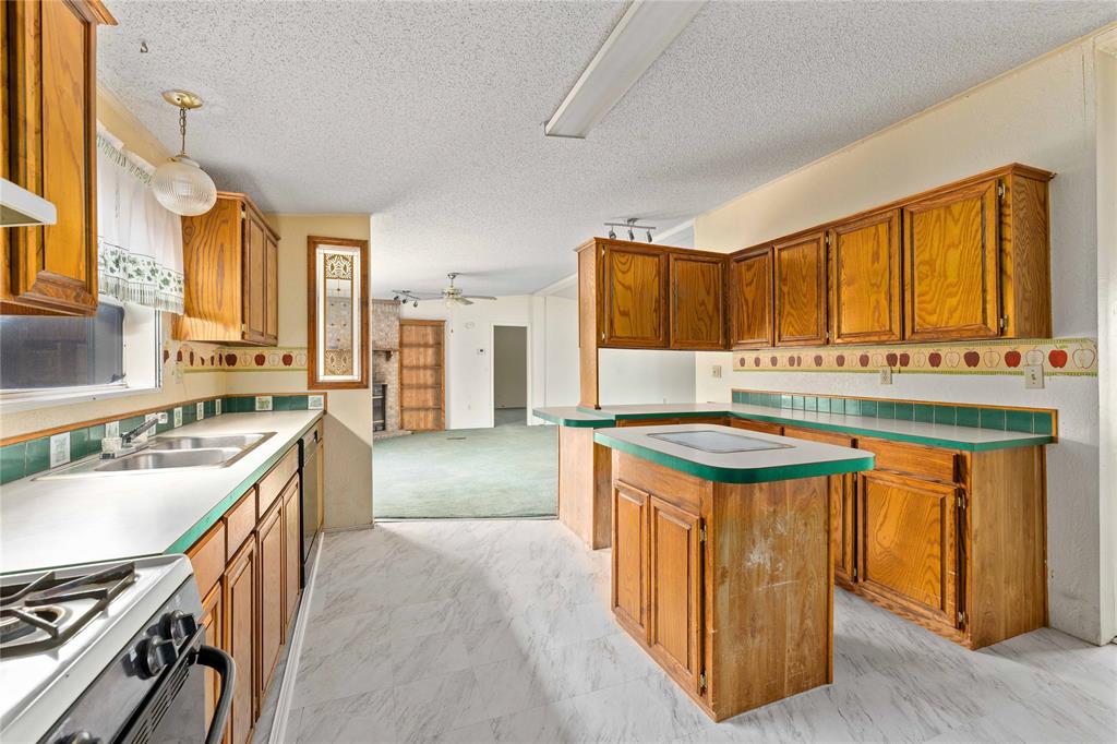 1500 Wildwood Drive Property Photo 11