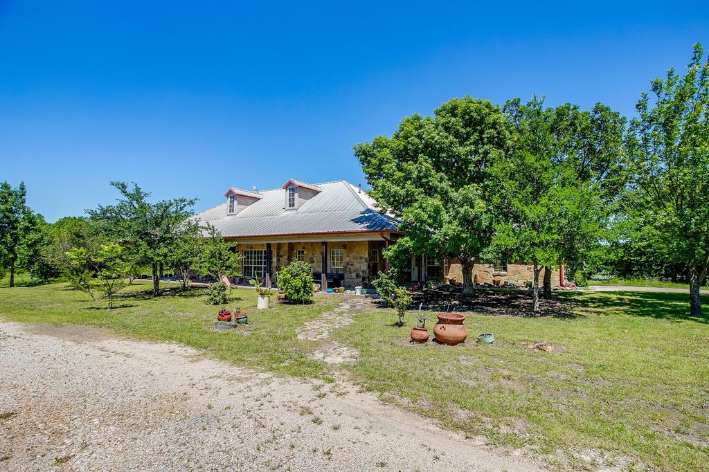 831 Cullins Road Property Photo 1