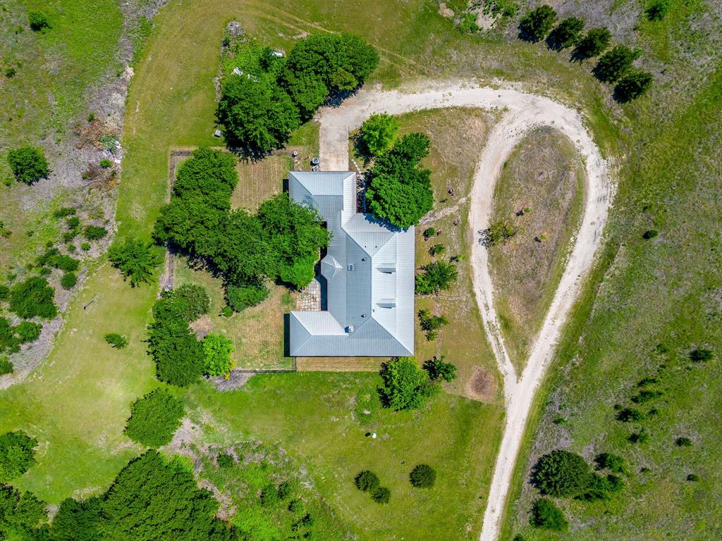 831 Cullins Road Property Photo 14
