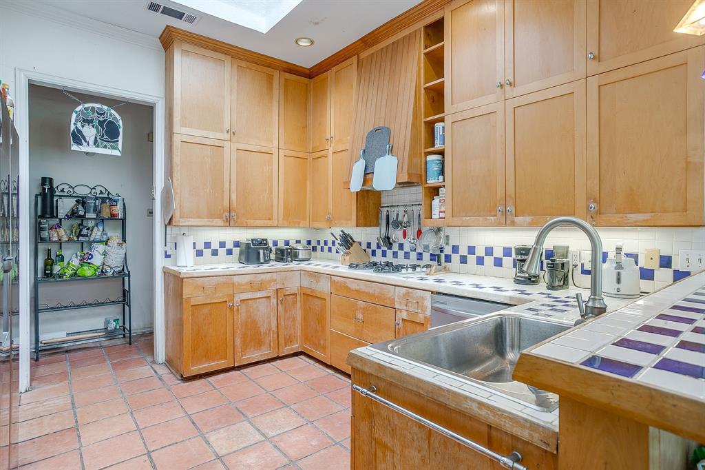 831 Cullins Road Property Photo 23