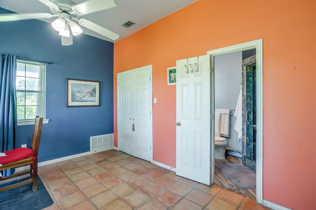 831 Cullins Road Property Photo 32