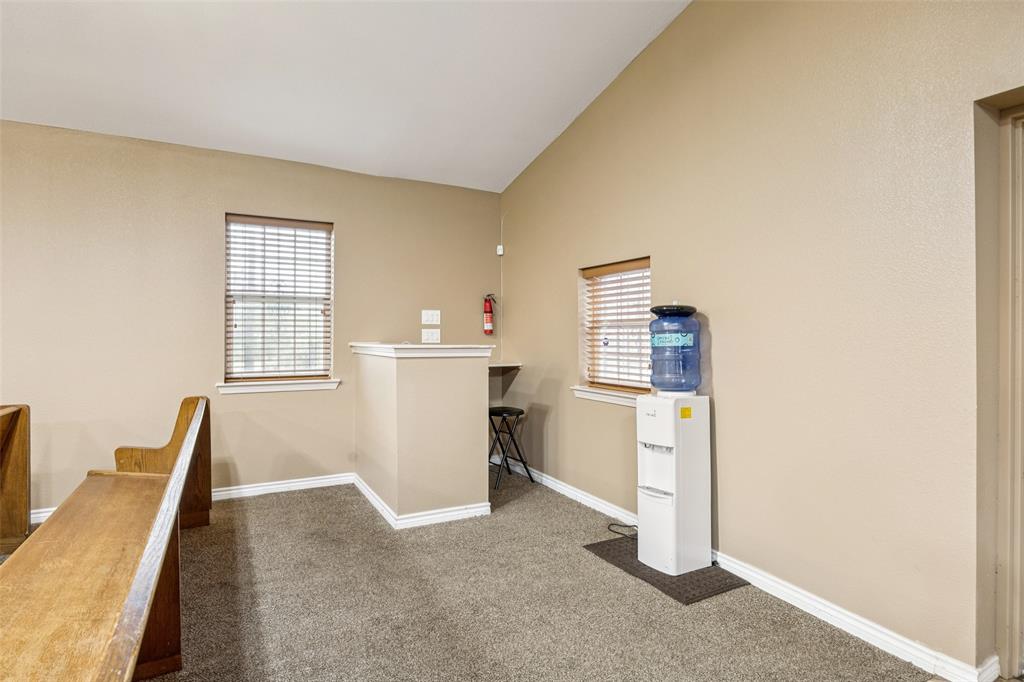 1738 Nomas Street Property Photo 20