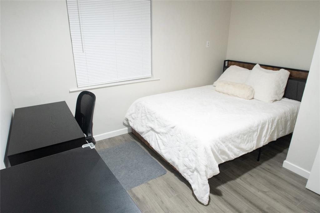 2129 Province Property Photo 20