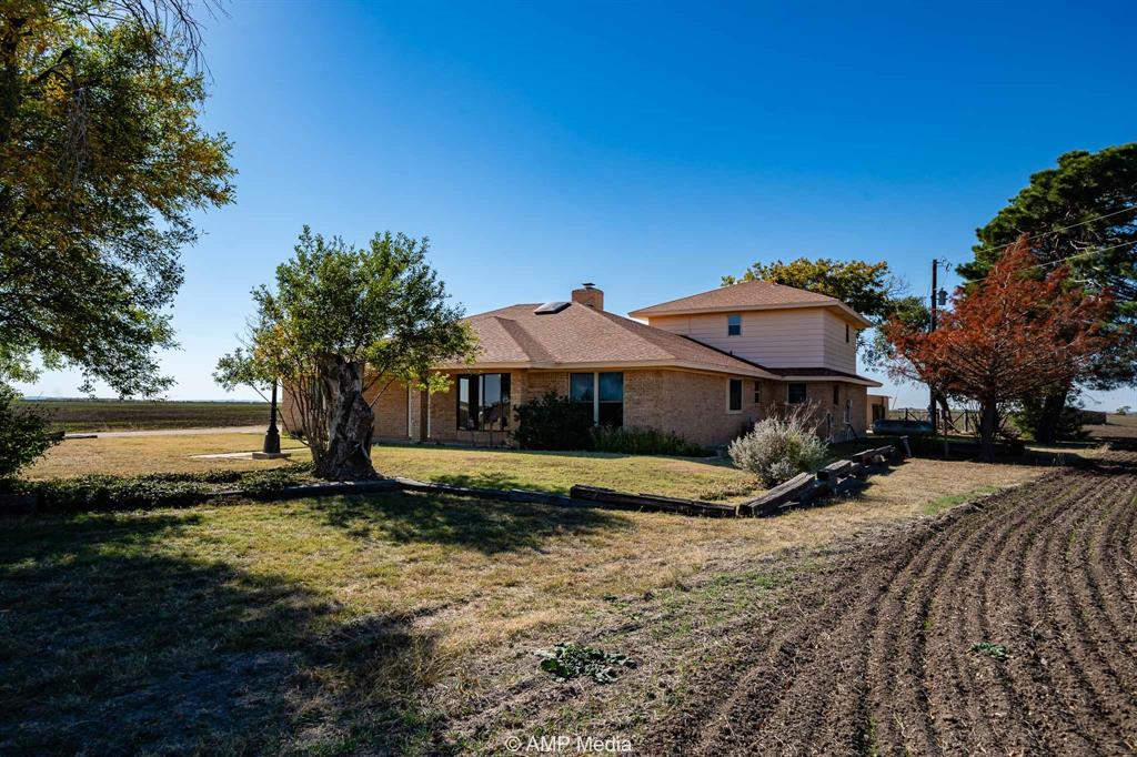 1102 Elmdale Road Property Photo 1
