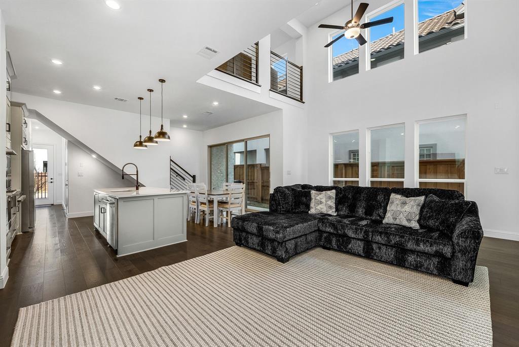 13630 Colony Mews Property Photo 2