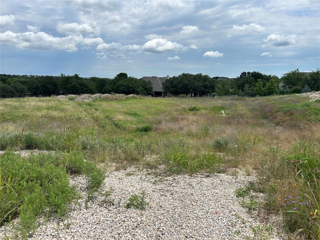 705 Nocona Drive Property Photo 4