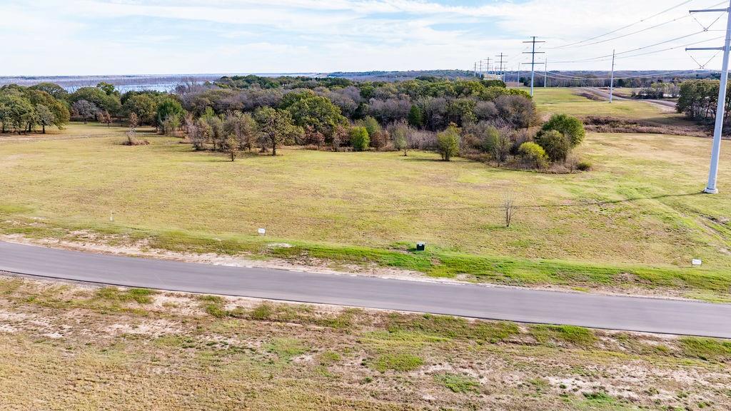 580 Waters Edge Way Property Photo 7