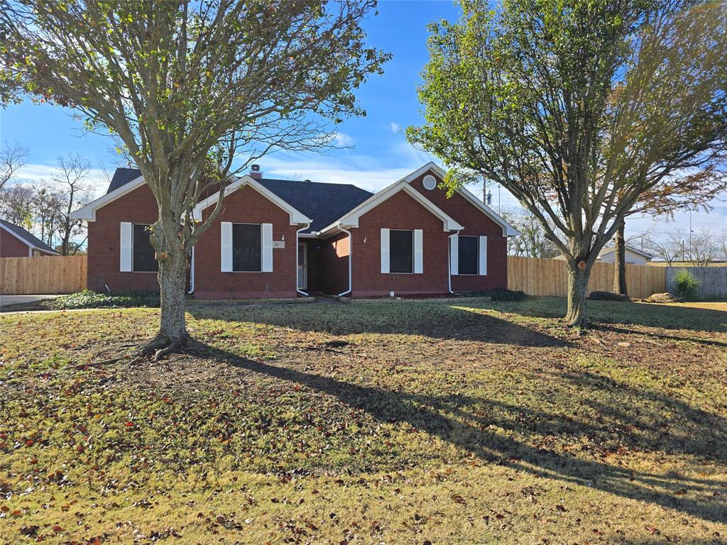 601 Preston Glen Property Photo 1