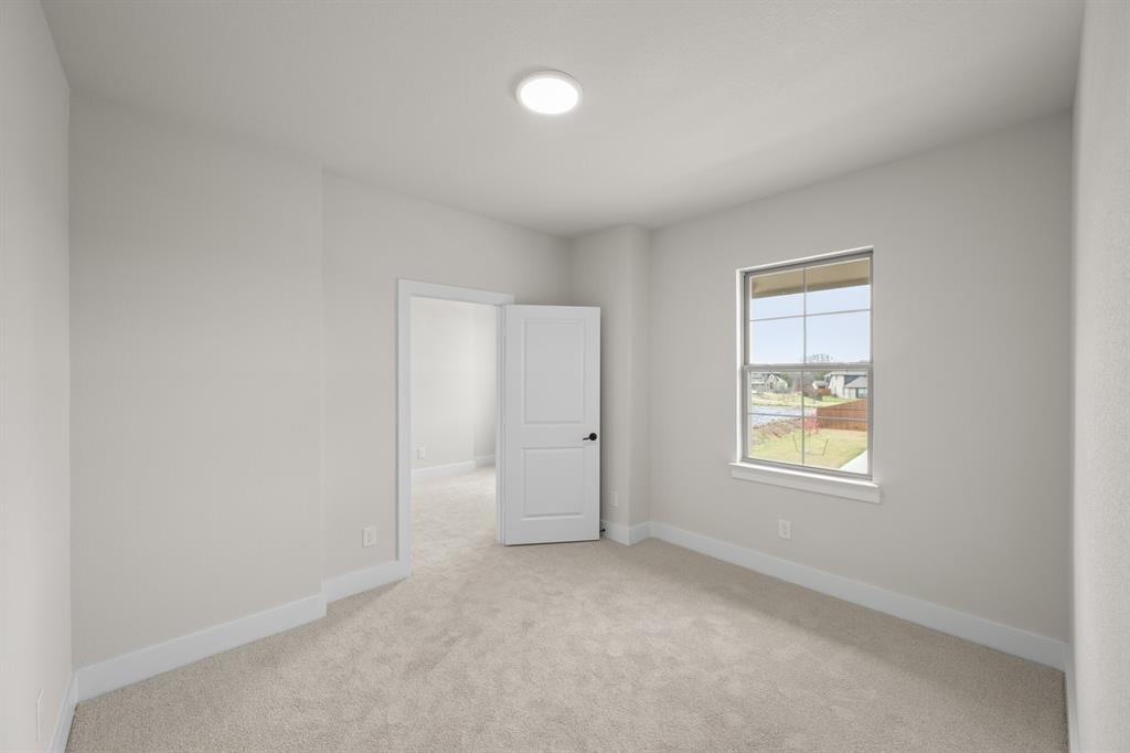 5401 Rowlan Row Property Photo 19