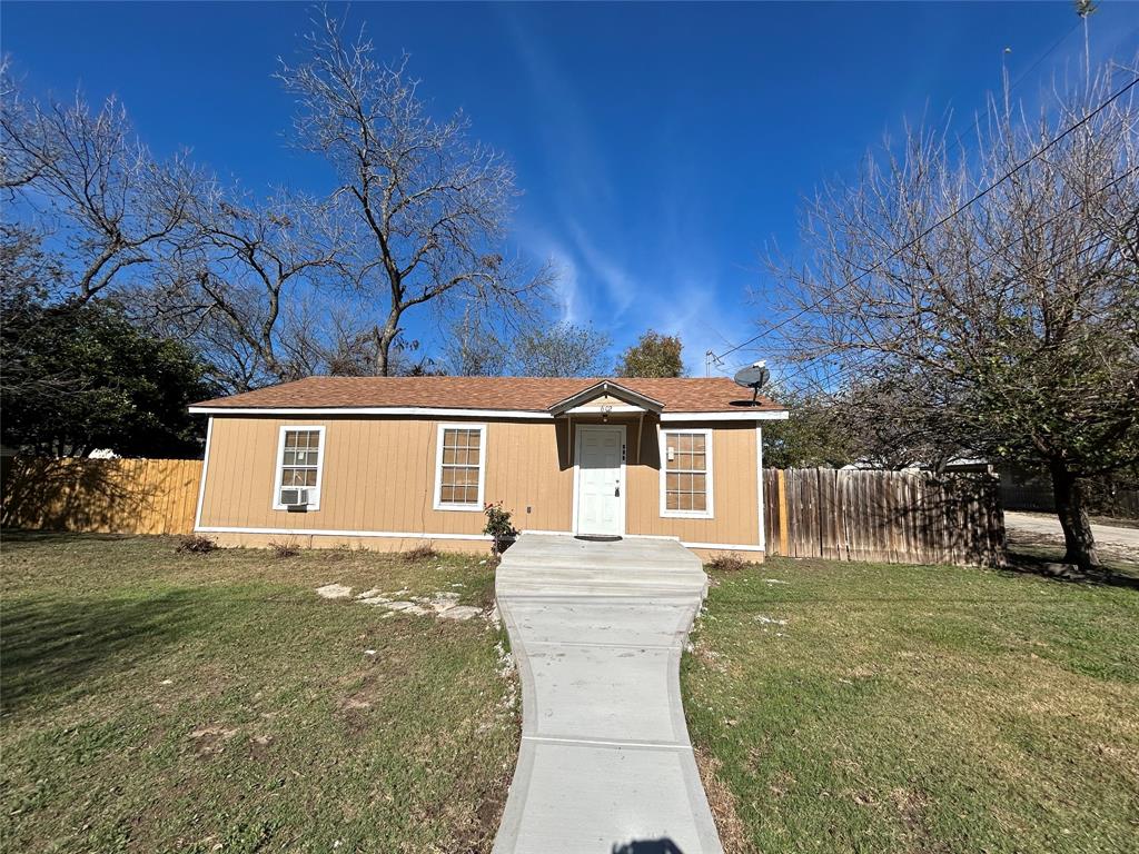 602 Ella Street Property Photo 10