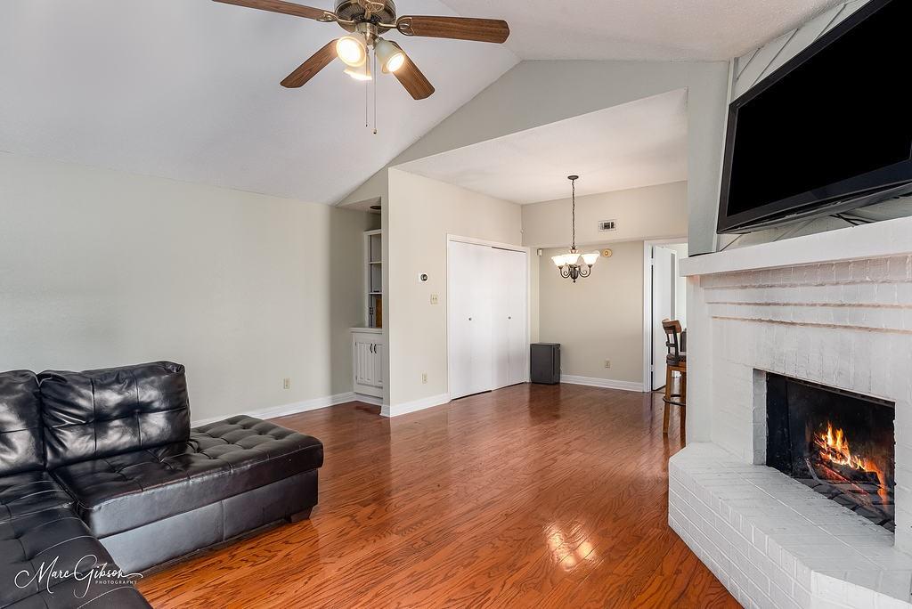 3100 Fairfield Avenue 14 C Property Photo 6