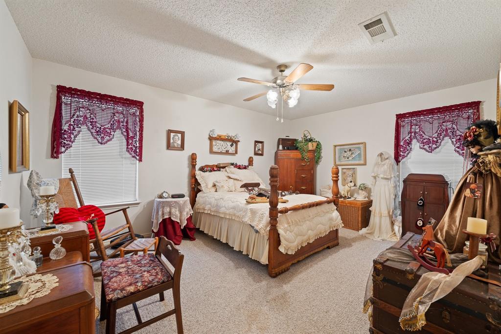 3500 Trails End Road Property Photo 10