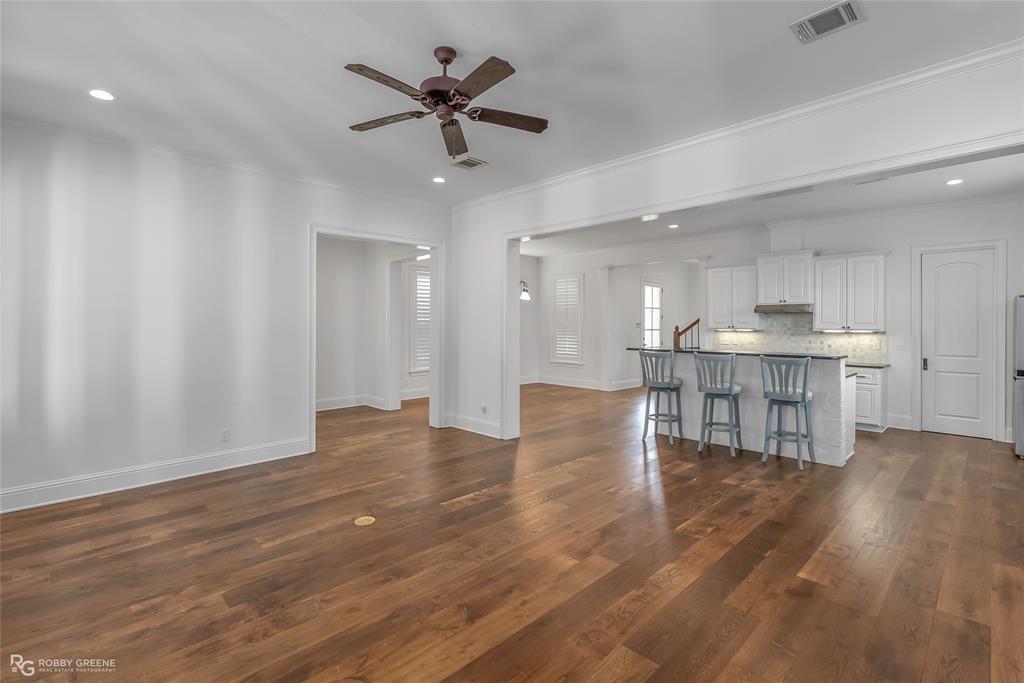 1940 Shaded Willow Lane Property Photo 6