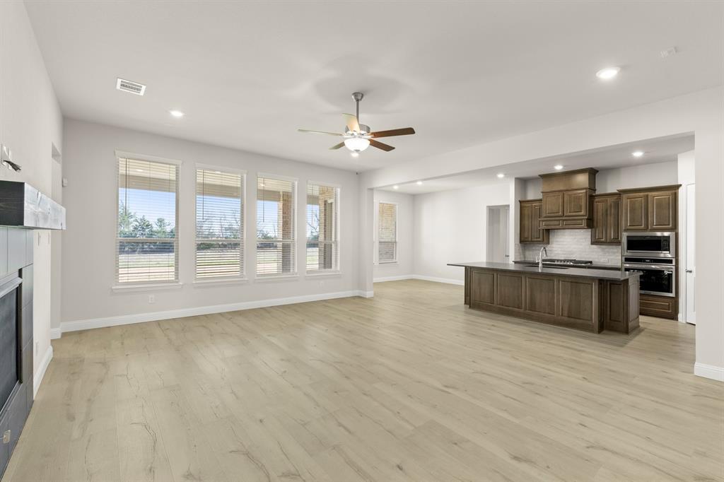 532 Birthright Lane Property Photo 13