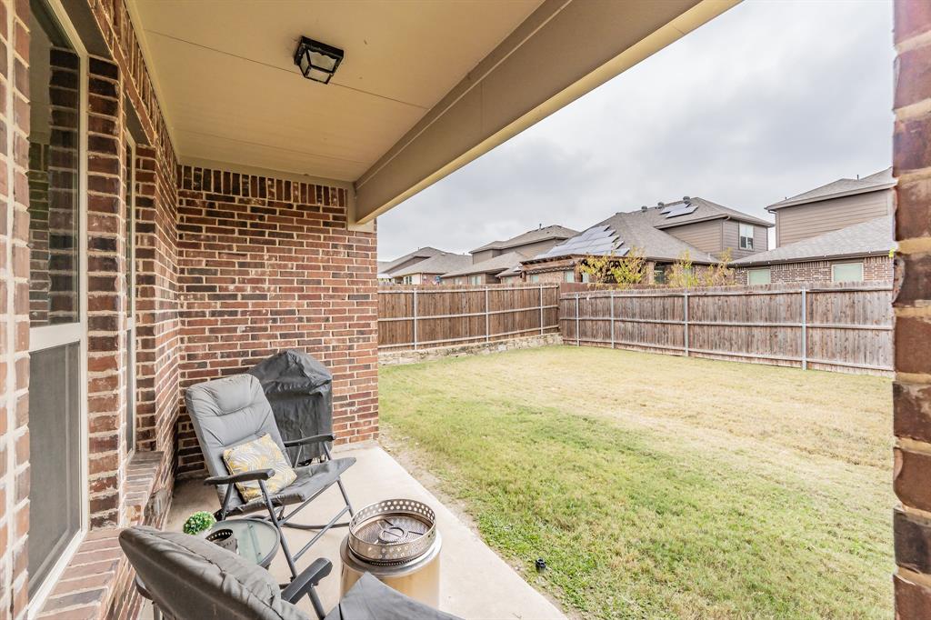 9041 Bronze Meadow Drive Property Photo 4