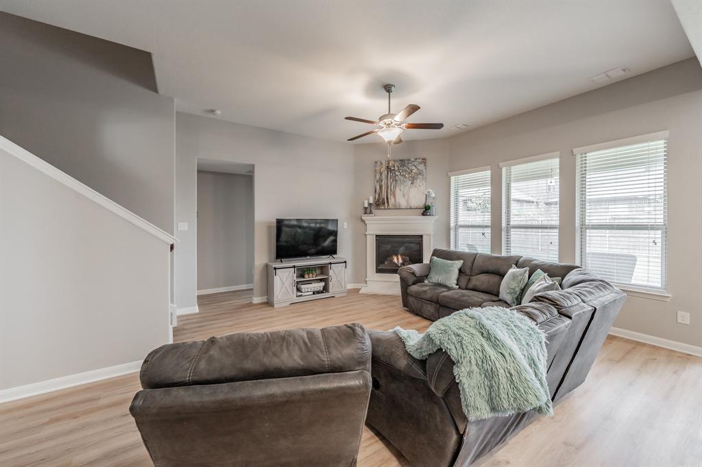 9041 Bronze Meadow Drive Property Photo 16