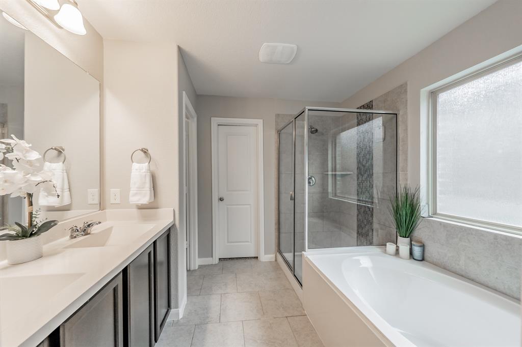 9041 Bronze Meadow Drive Property Photo 29