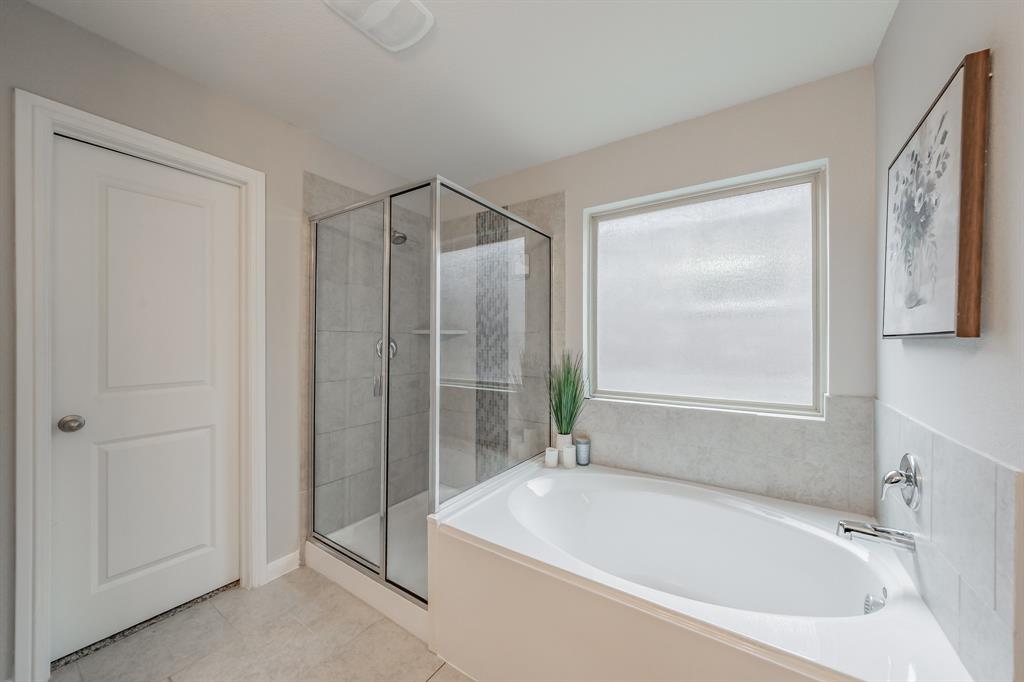 9041 Bronze Meadow Drive Property Photo 30
