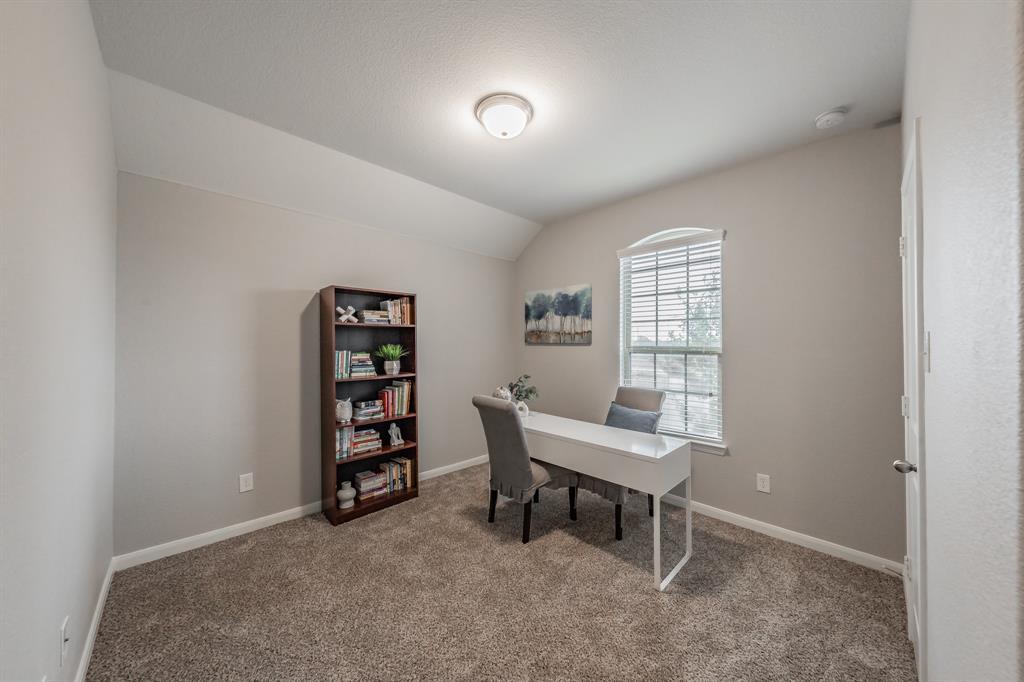 9041 Bronze Meadow Drive Property Photo 38