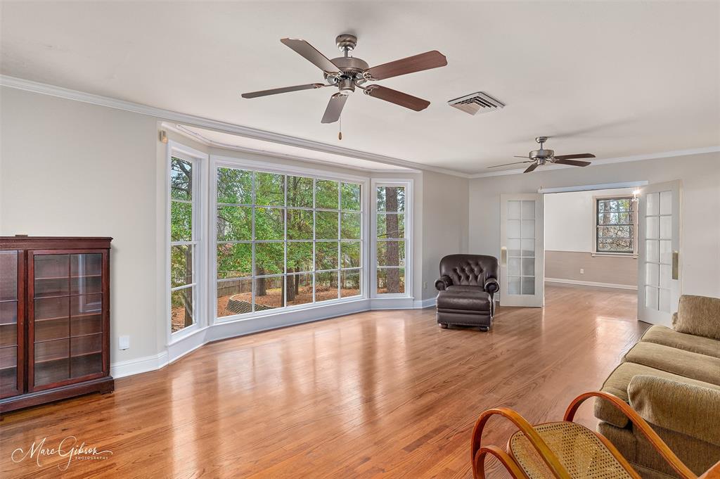400 Southfield Road Property Photo 5