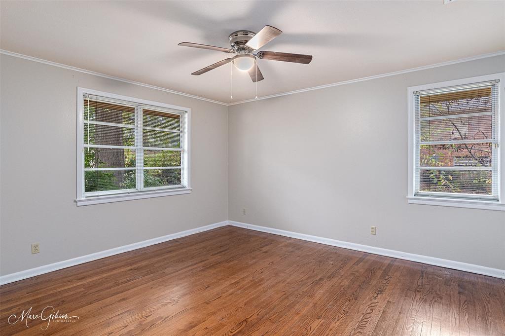 400 Southfield Road Property Photo 14
